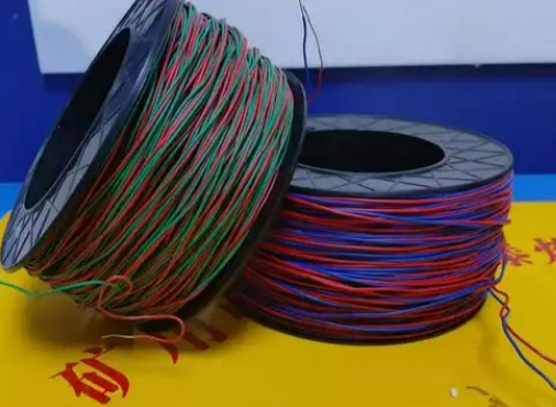 石鼓放炮线的主要材质有哪些？不同材质的适用场景有何区别？